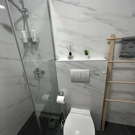 Hello Sunshine Apartment